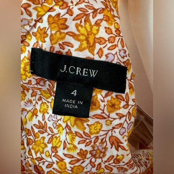 J.Crew Puff-sleeve V-neck Top in Scattered Blooms size 4 - Picture 6 of 10